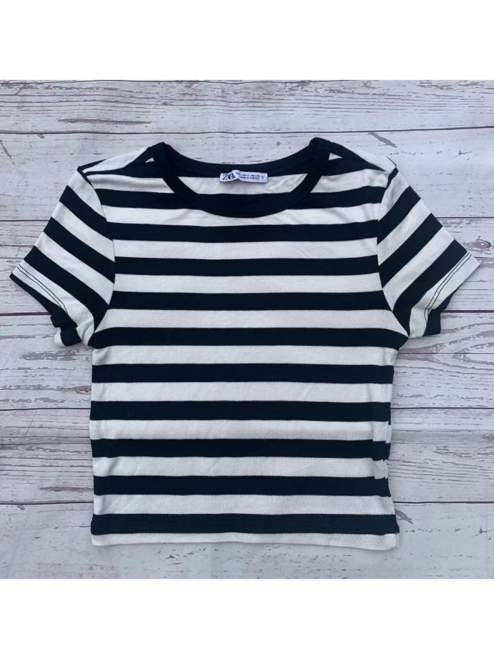 Zara Girls Youth Sz Small Short Sleeves Striped Black and White Crop Top